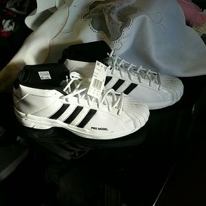 Adidas pro model 2g